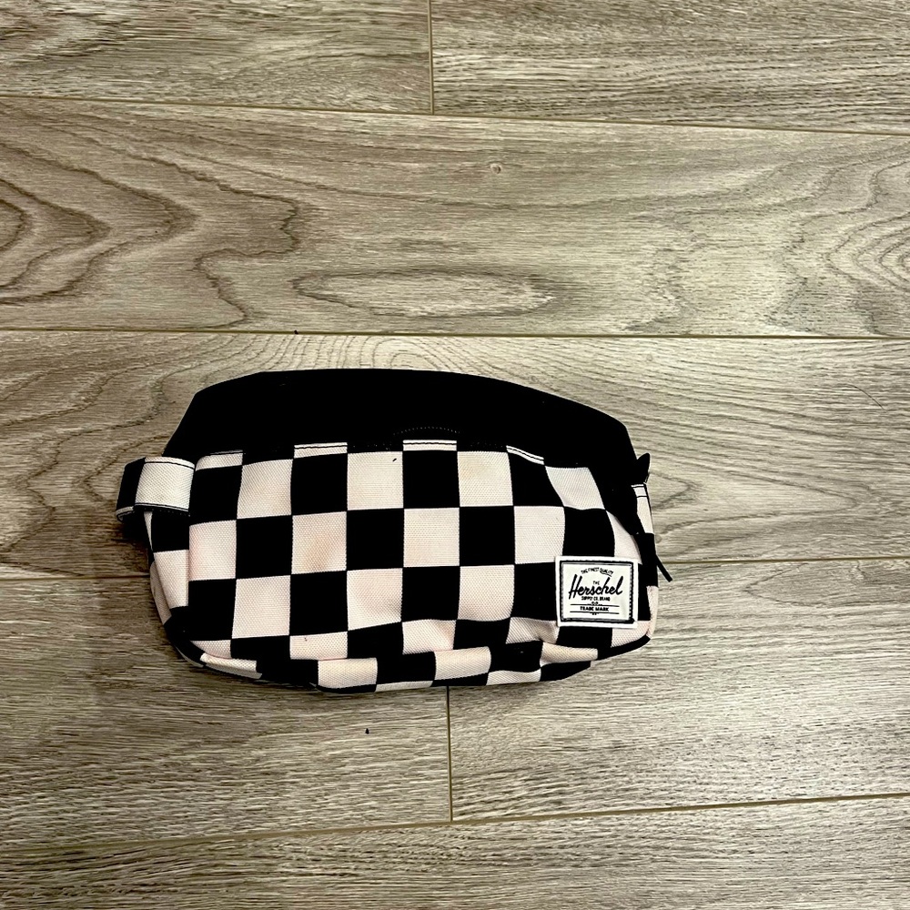 Hershel supply checker makeup travel pouch